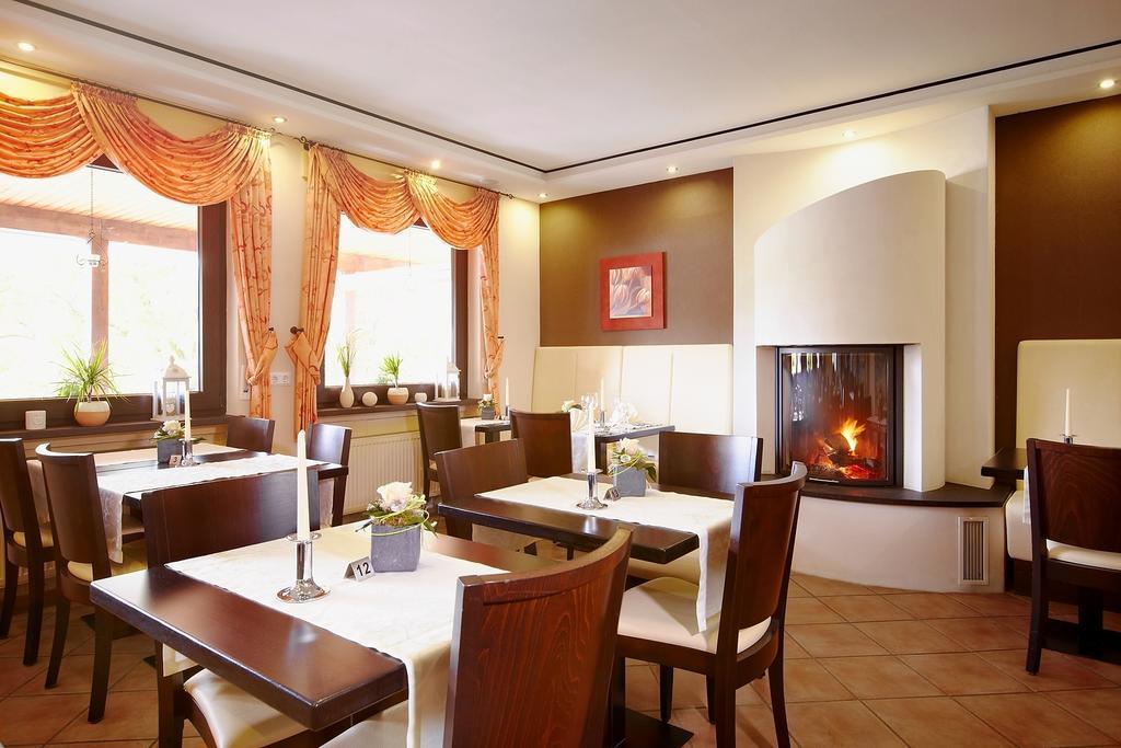 Landhotel Lembergblick Feilbingert Екстериор снимка