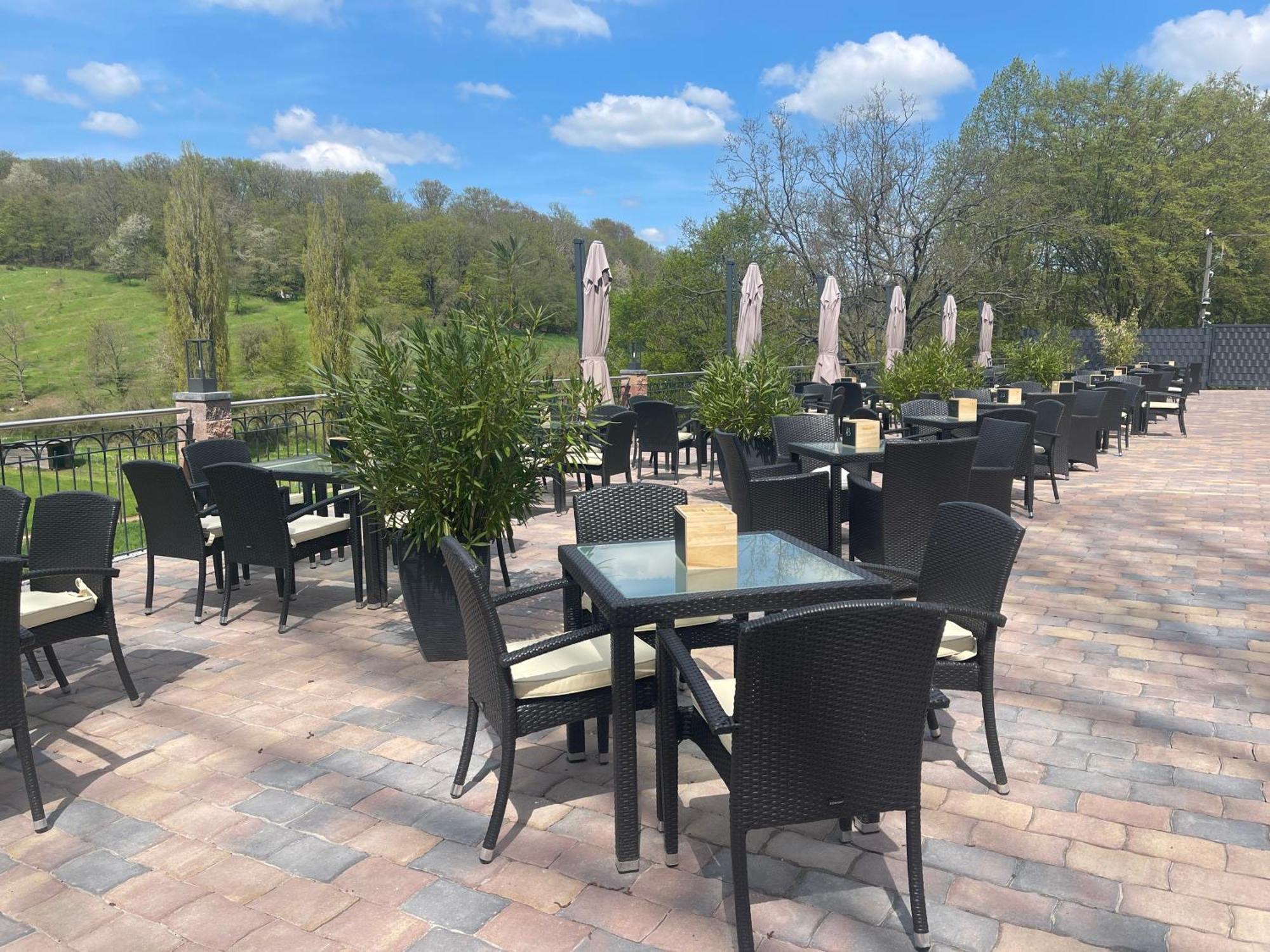 Landhotel Lembergblick Feilbingert Екстериор снимка